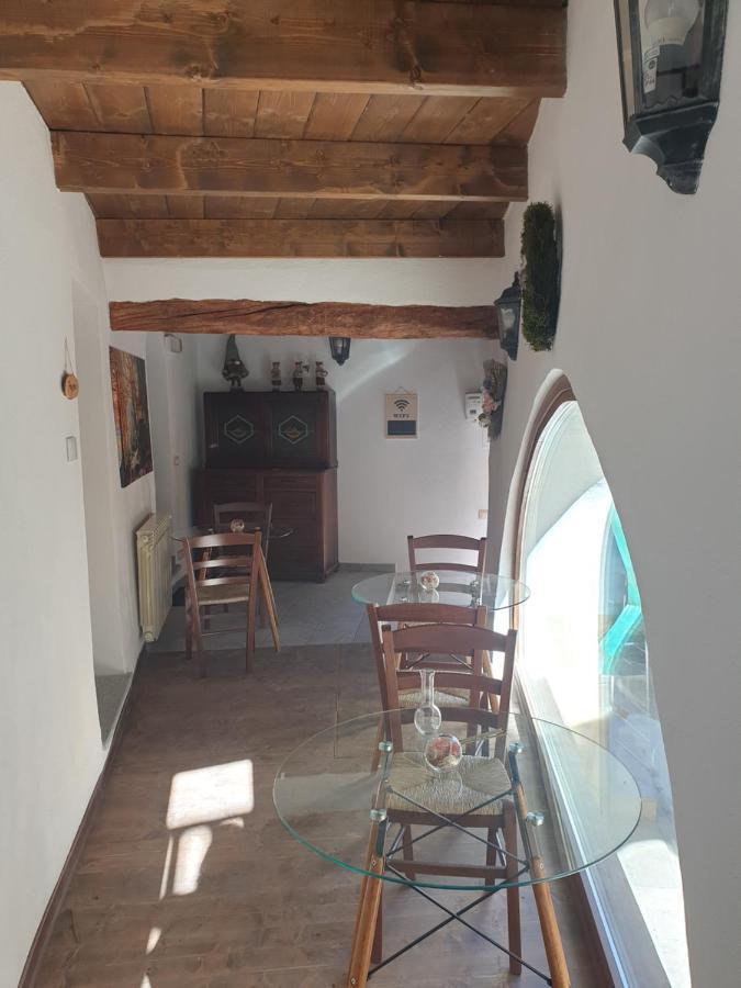 לינה וארוחת בוקר סמפיירה Antica Casa Occitana מראה חיצוני תמונה