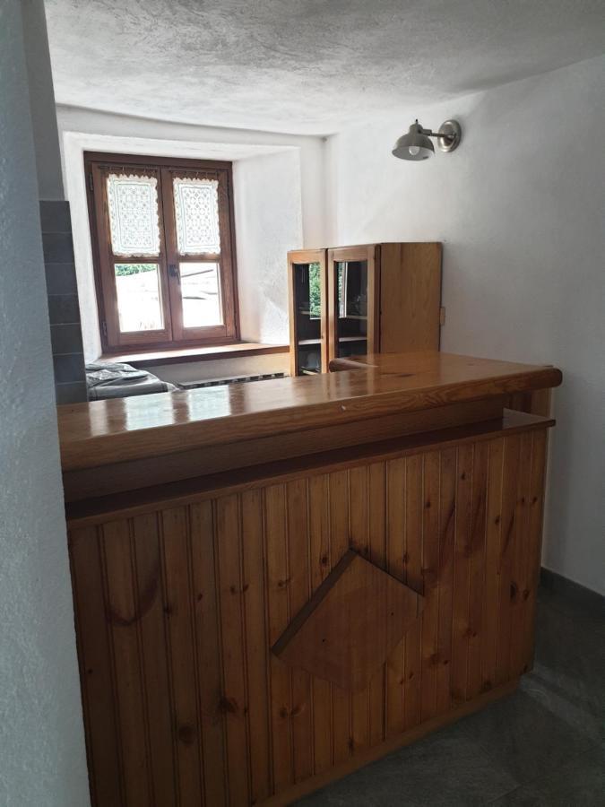 לינה וארוחת בוקר סמפיירה Antica Casa Occitana מראה חיצוני תמונה